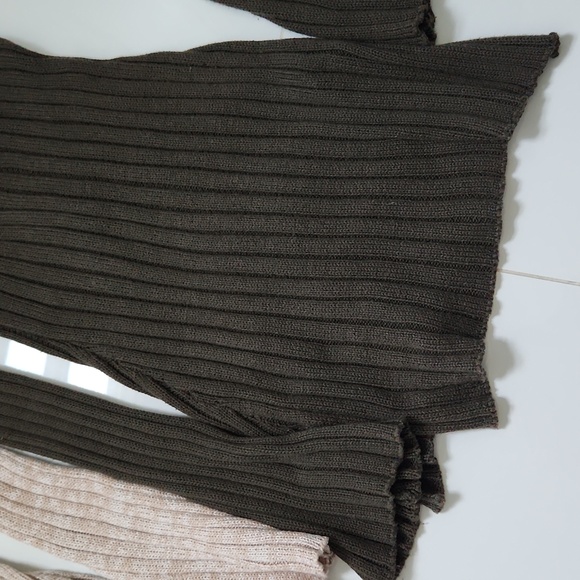 Ultra Flirt - Knit Long-Sleeve Tops w/ Criss Cross Straps, Set of 2, Size XS - Picture 5 of 7